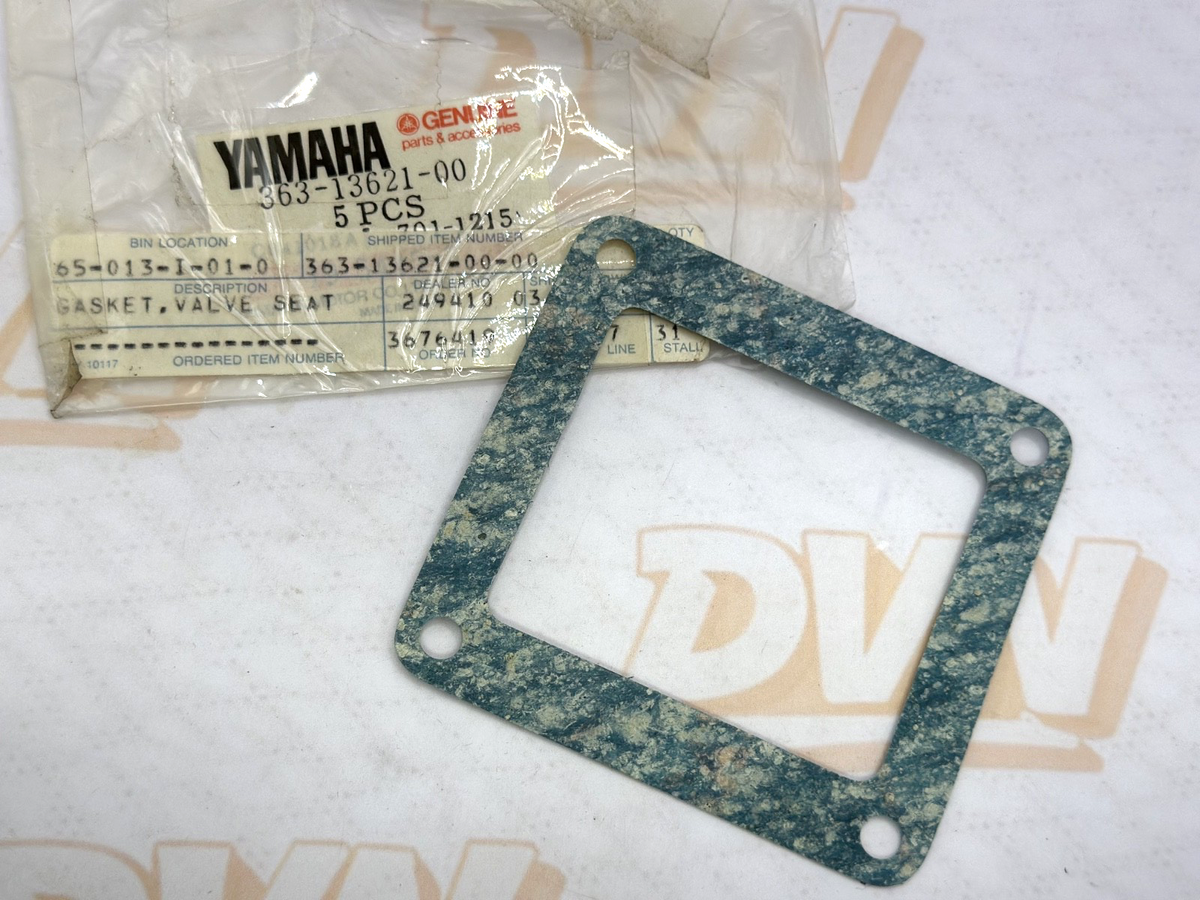 NOS OEM NEW YAMAHA VALVE SEAT GASKET DT250 DT360 DT400 MX360 MX250 363-13621-00