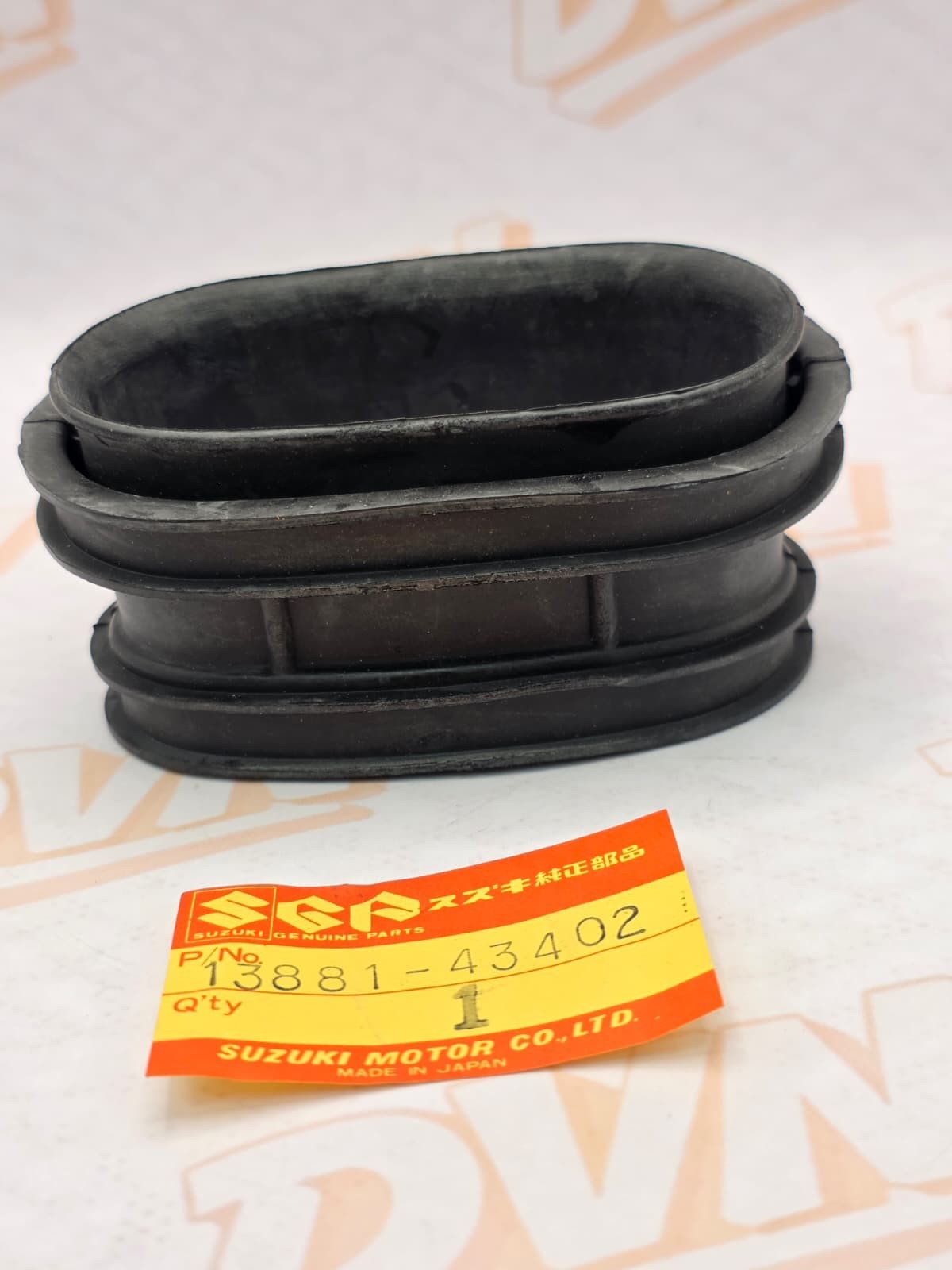 Suzuki GSX550ES-E-EF Air Cleaner Tube 13881-43402