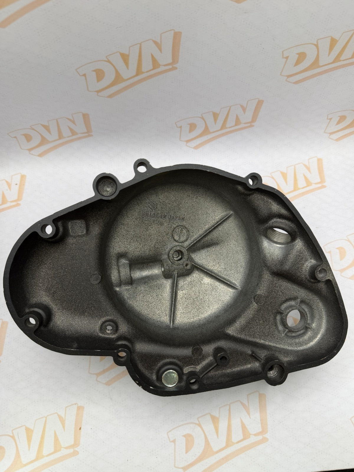 NOS 1975 Suzuki TC125 OEM Clutch Cover Engine Side Cover Assy 11300-28860