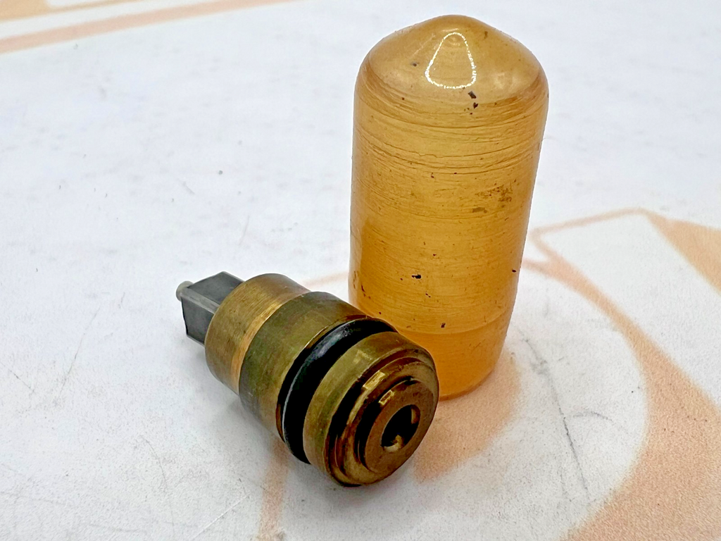 Suzuki NOS OEM VALVE ASSY, NEEDLE 13370-46900