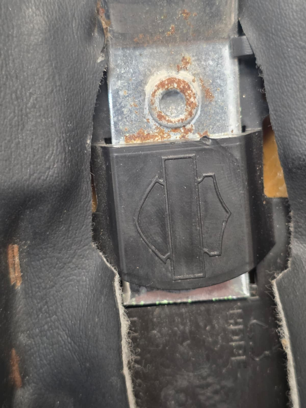 05-17 Harley-Davidson Heritage,deluxe,Softail models Passenger Pillion Seat OEM
