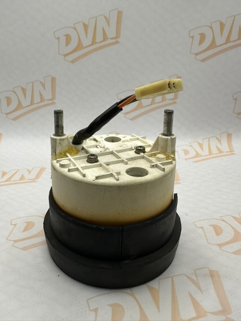 NOS Suzuki 1986 GV700 MADURA NOS TACHOMETER  34210-07A30
