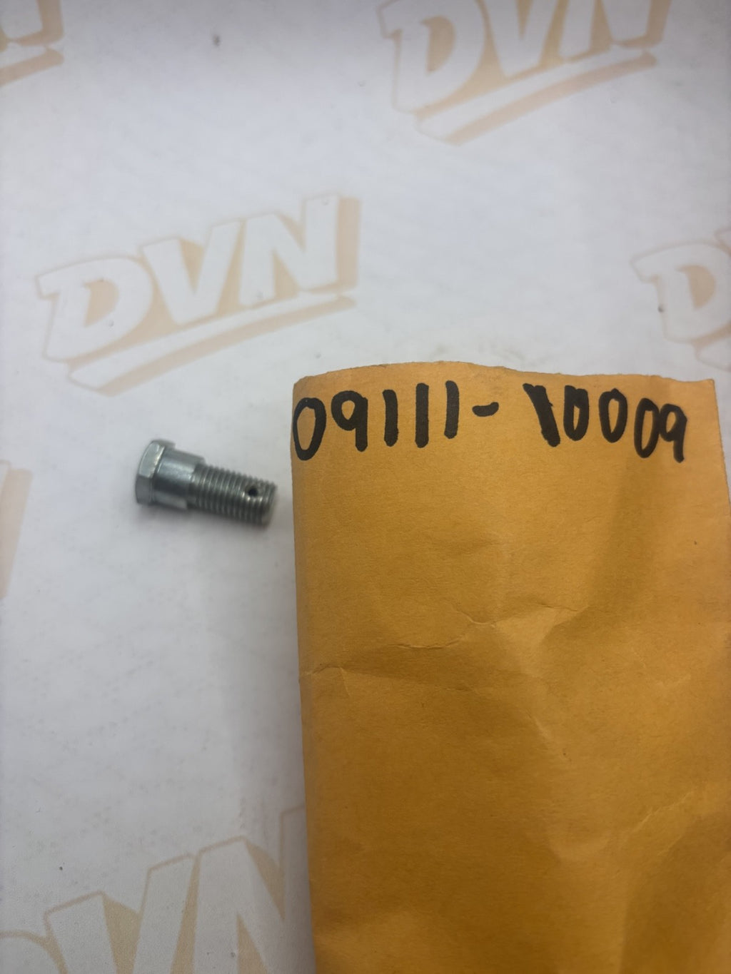 NOS Genuine Suzuki TM250 TM400 TS250 TS400 T250 Rear Brake Stay Bolt 09111-10009