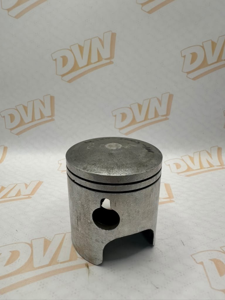 NOS OEM SUZUKI STD LEFT SIDE PISTON PART  12110-31002-100