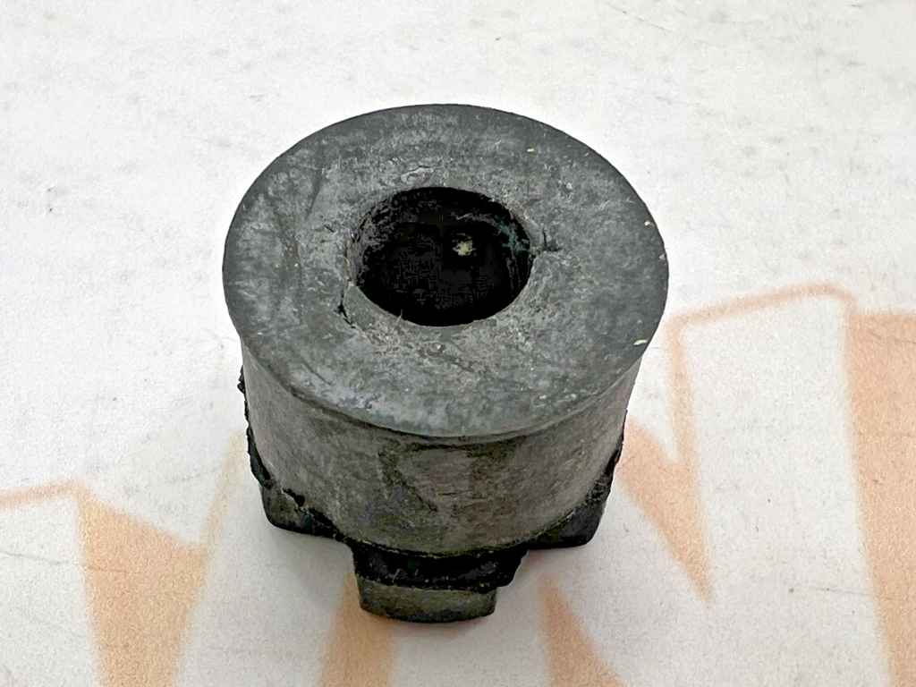 Suzuki NOS A100 GT185 GT250 RV90 PE175 Meter Cushion 34955-16420