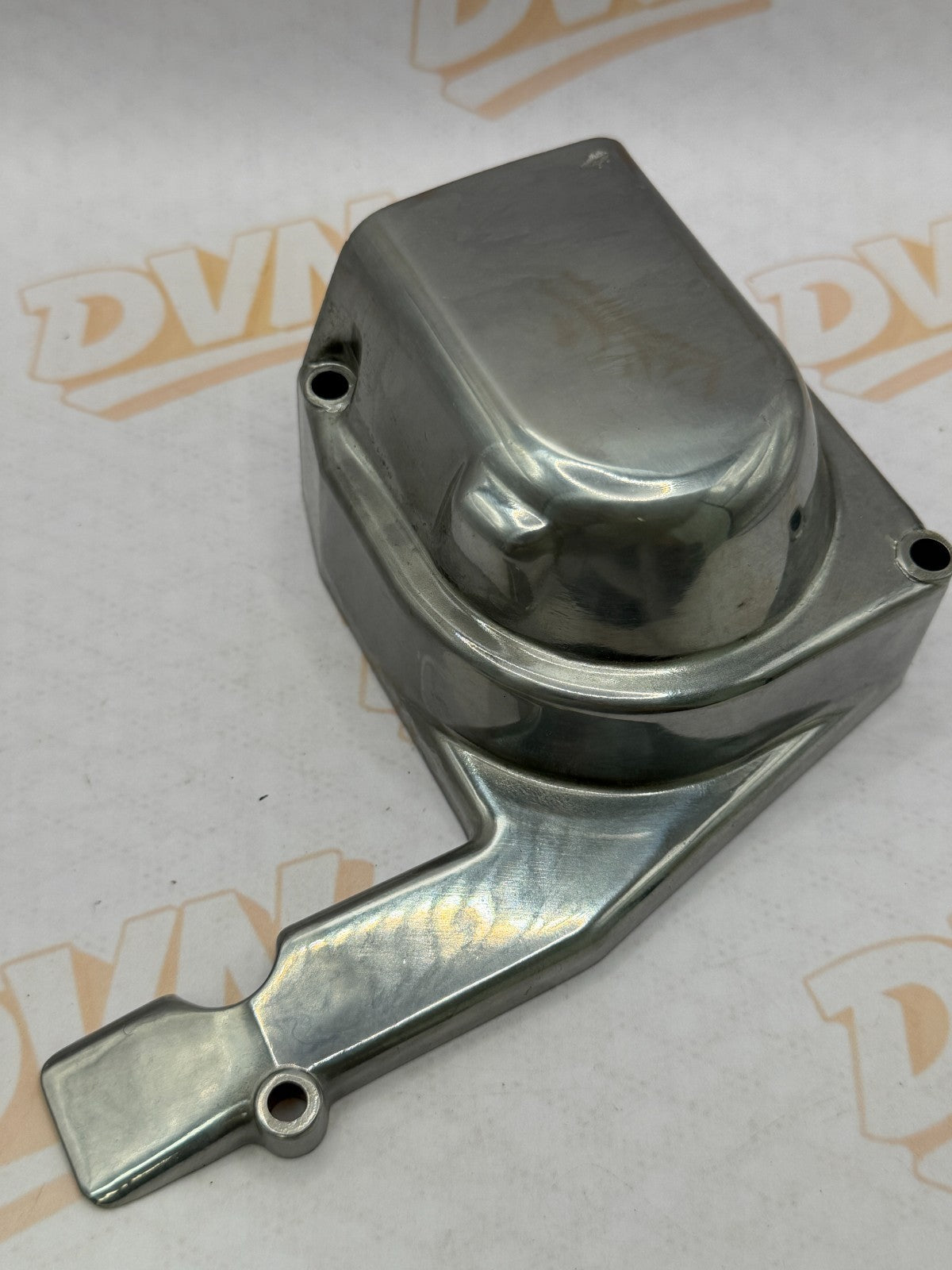 NOS Suzuki GT750 Engine Oil Pump Cover  1972- 1977 11411-31002