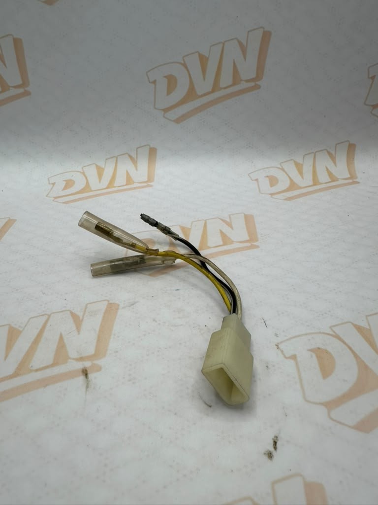 SUZUKI RV90 GT250 T500 HEADLAMP LIGHT WIRE NOS 36852-15670