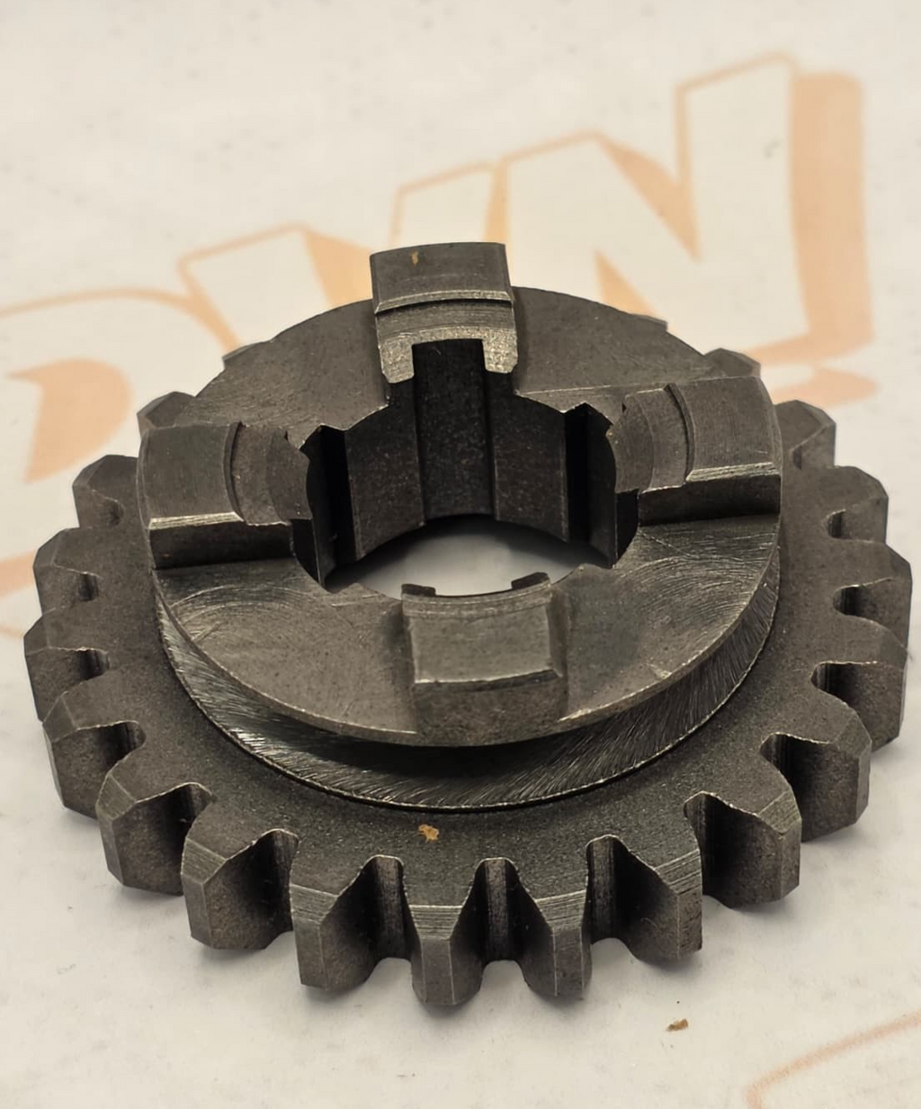 SUZUKI GT250 1977 1976 1974 1973 T350 5TH GEAR 24251-18002 SS 24251-18003 OEM