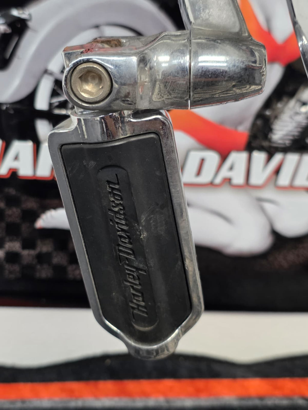 00-2003 Harley DAVISON Softail Engine Guard Crash Cage Bar CHROME