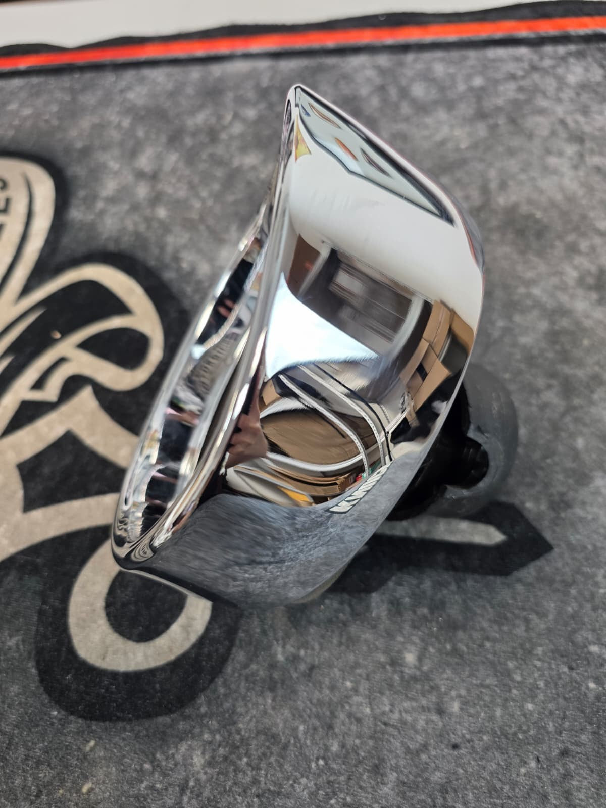 Harley Davidson Softail  HEADLIGHT HEAD LAMP LIGHT  2007-2013