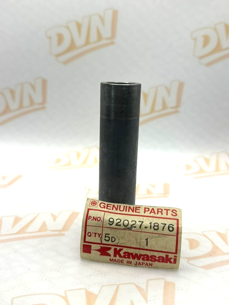 NEW Kawasaki COLLAR,L=106 R OEM 92027-1876