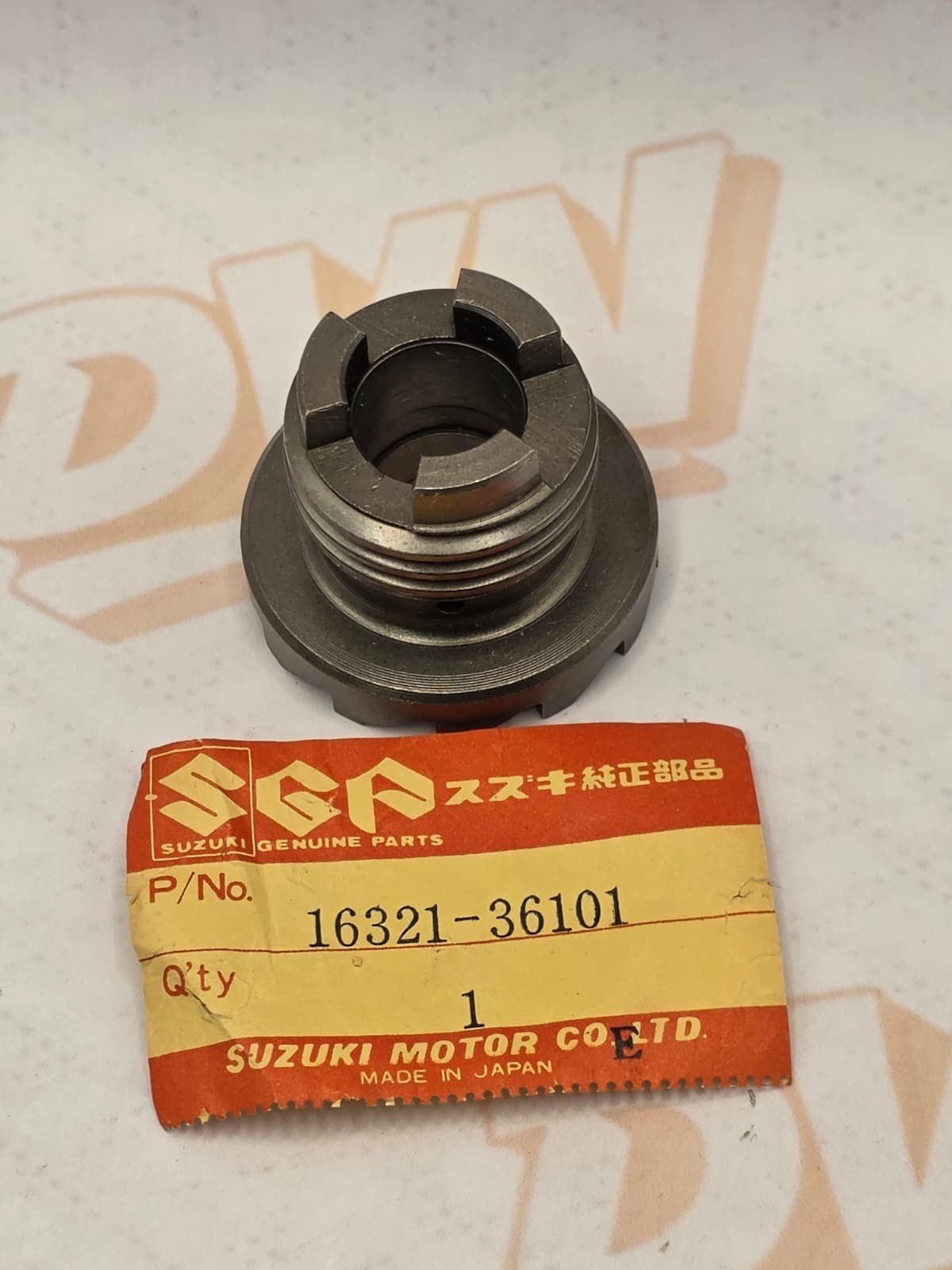 NOS SUZUKI 1973-77 GT185 Oil Pump Drive Gear 16321-36101 NEW OEM