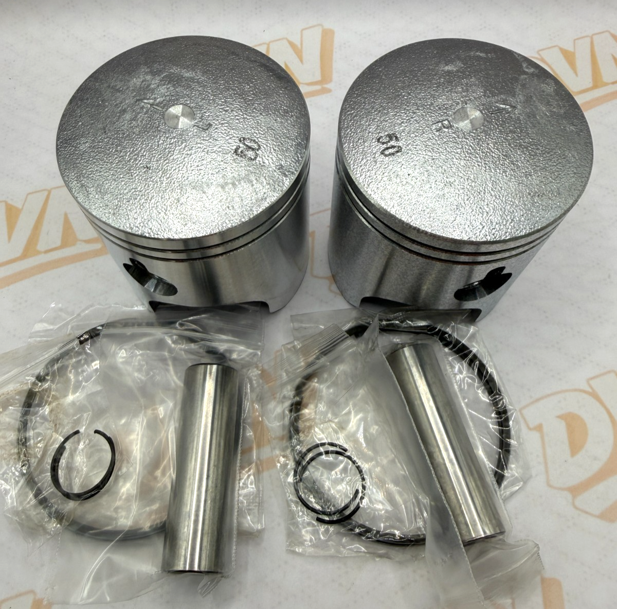 Suzuki 1969- 1975 GT500 T500 70.50MM 0.50MM OVERSIZE PISTON AND RING SET