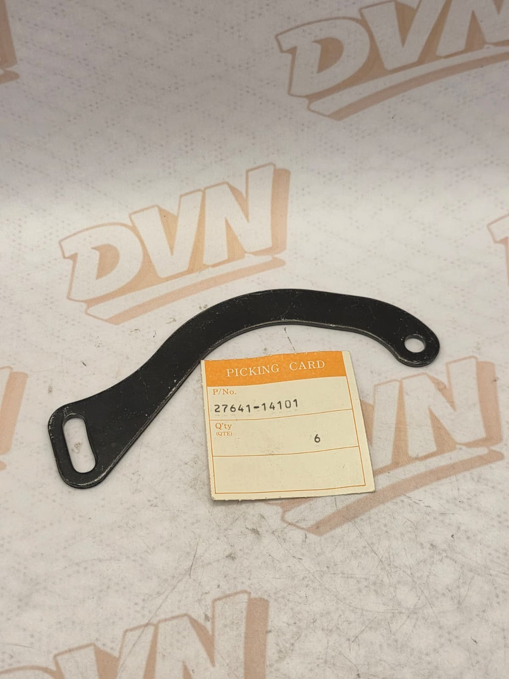 NOS SUZUKI 27641-14101 CHAIN GUIDE  OEM