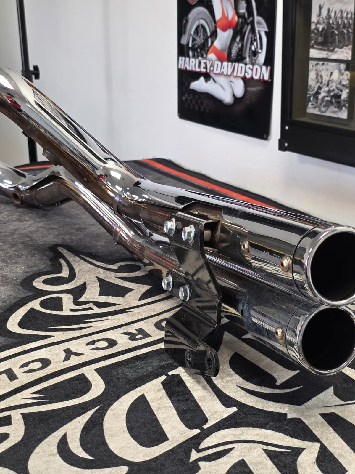 HARLEY-DAVIDSON SPRINGER SOFTAIL  EFI COMPLETE EXHAUST SYSTEM PIPE SUPERTRAPP