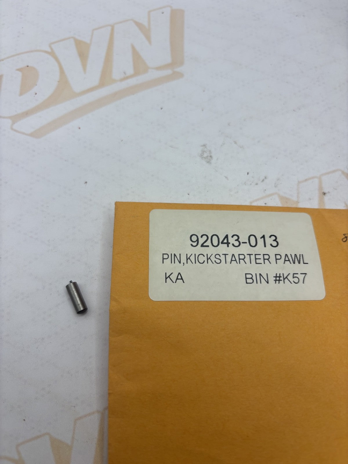 1 NEW Genuine Kawasaki KD80 KM100 G5 MC1 90 Kick Starter Pawl Pin OEM 92043-013