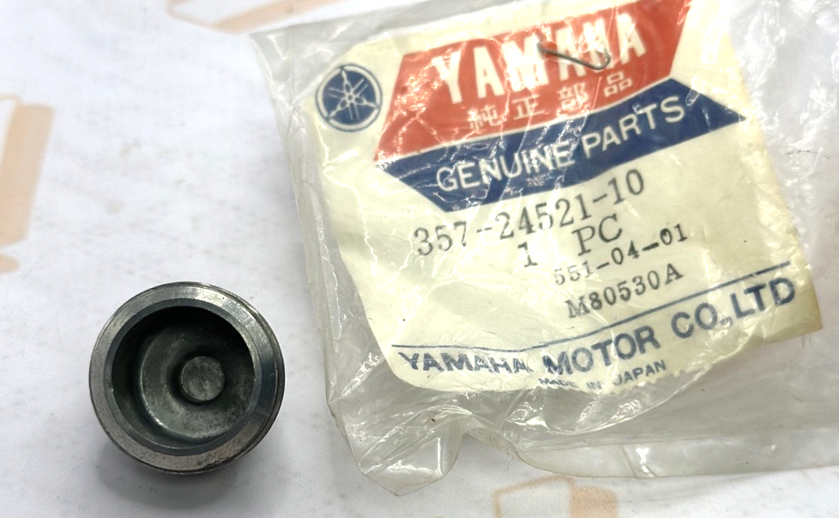 YAMAHA GENUINE NOS FUEL TAP BOWL 357-24521-10 DT125 DT175