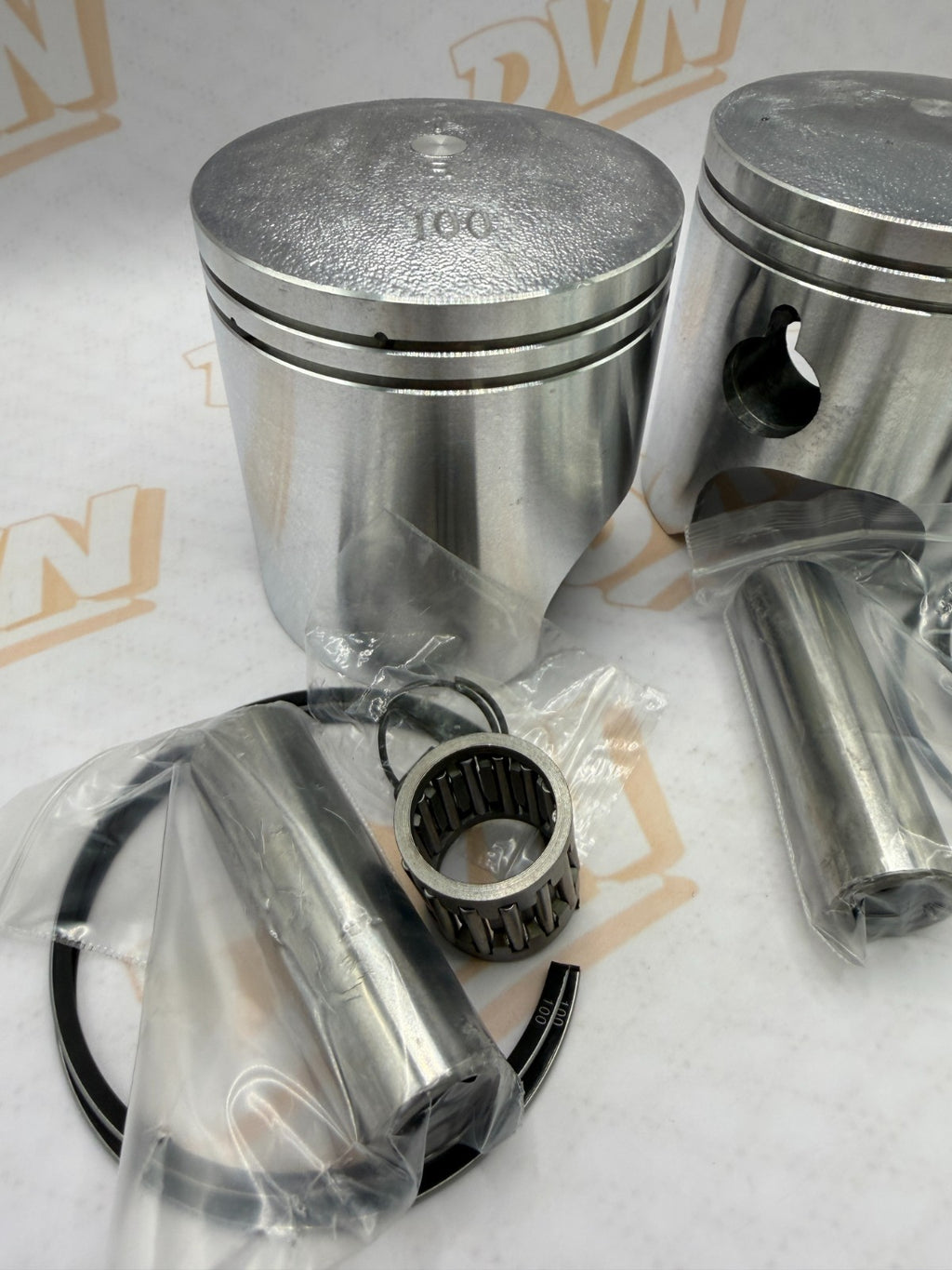 Suzuki GT500 T500 1.0MM OVERSIZE PISTON AND RING SET 1972-1977