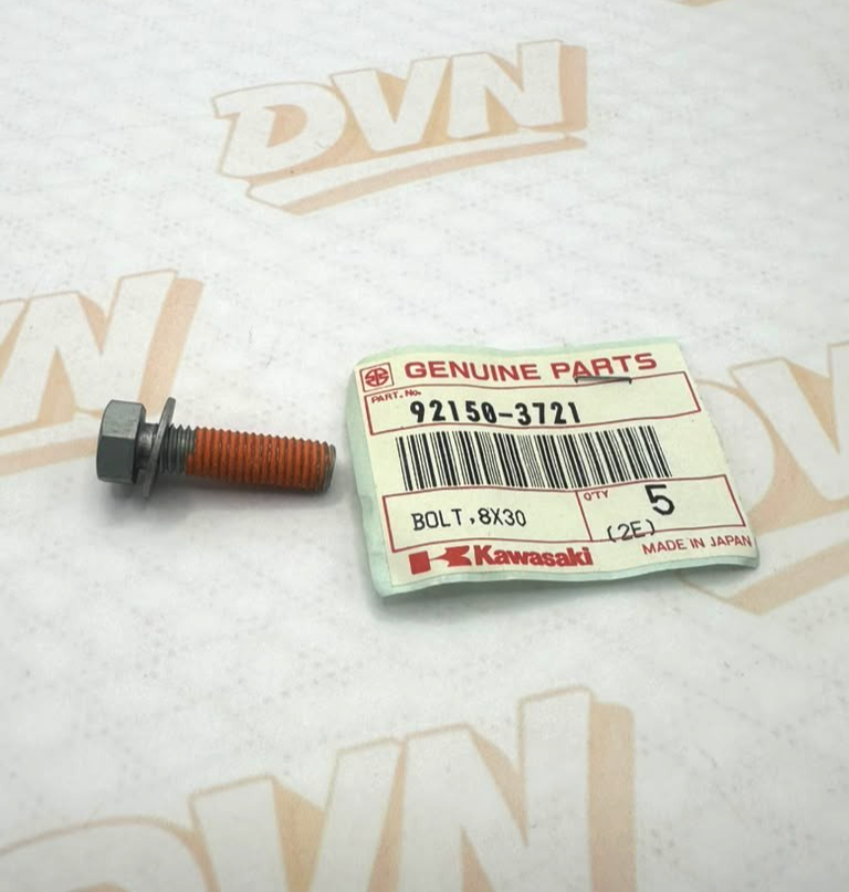 Kawasaki NOS NEW 92150-3721 Bolt 8X30