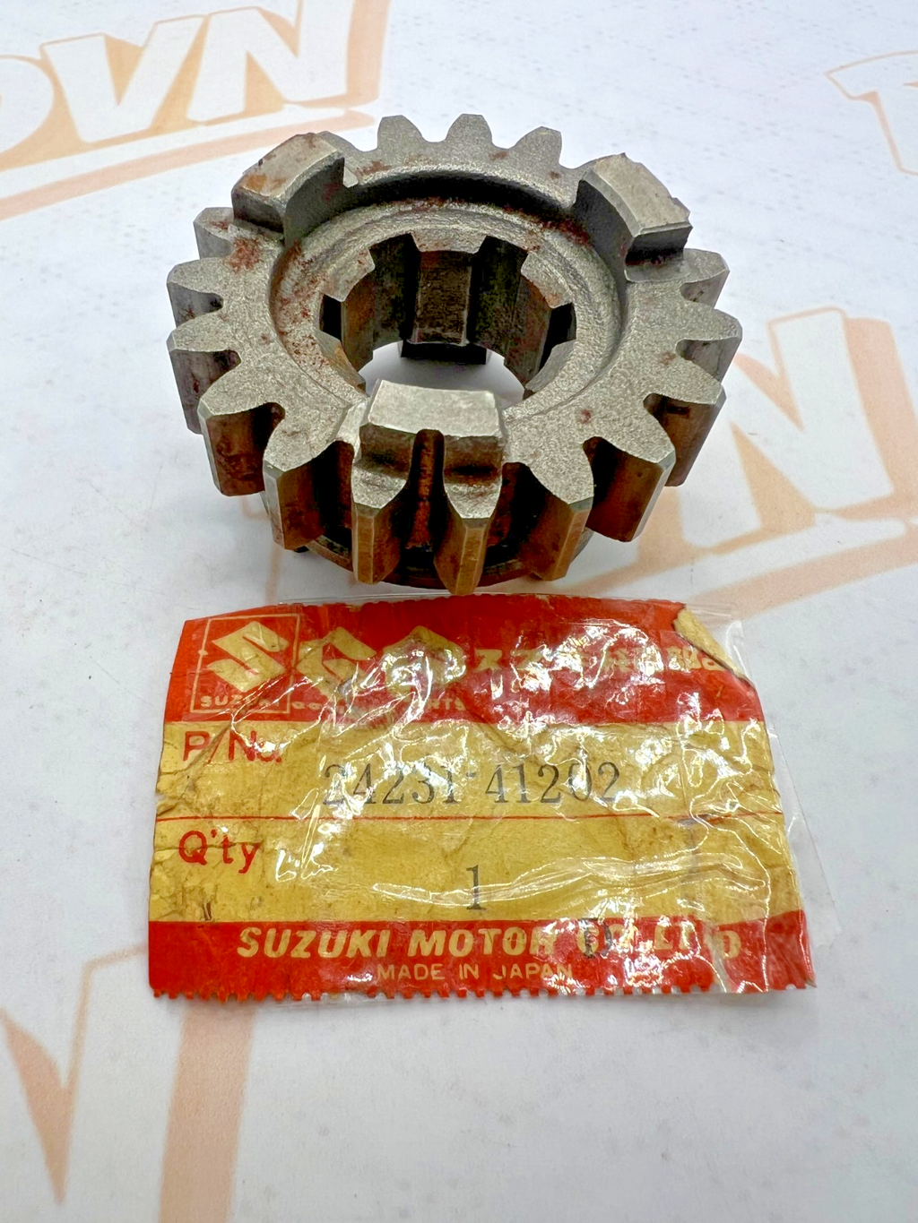 New OEM Suzuki 24231-41202 3rd Drive Gear NOS