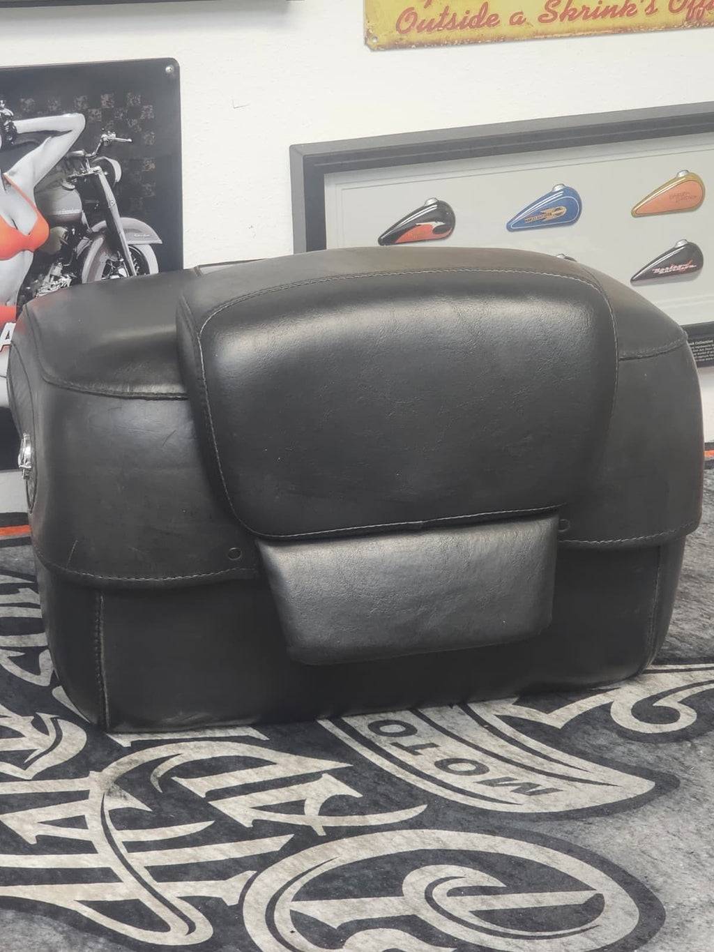 OEM 95-23 HARLEY DAVISON LEATHER TOURING TOUR PACK BACKREST