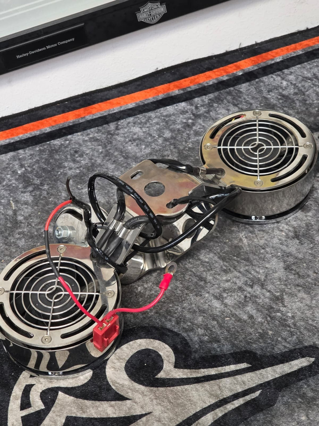 Engine Cooling System Harley Davidson Road King,SPRINGER,BREACKOUT,  (LOVE JUGS)