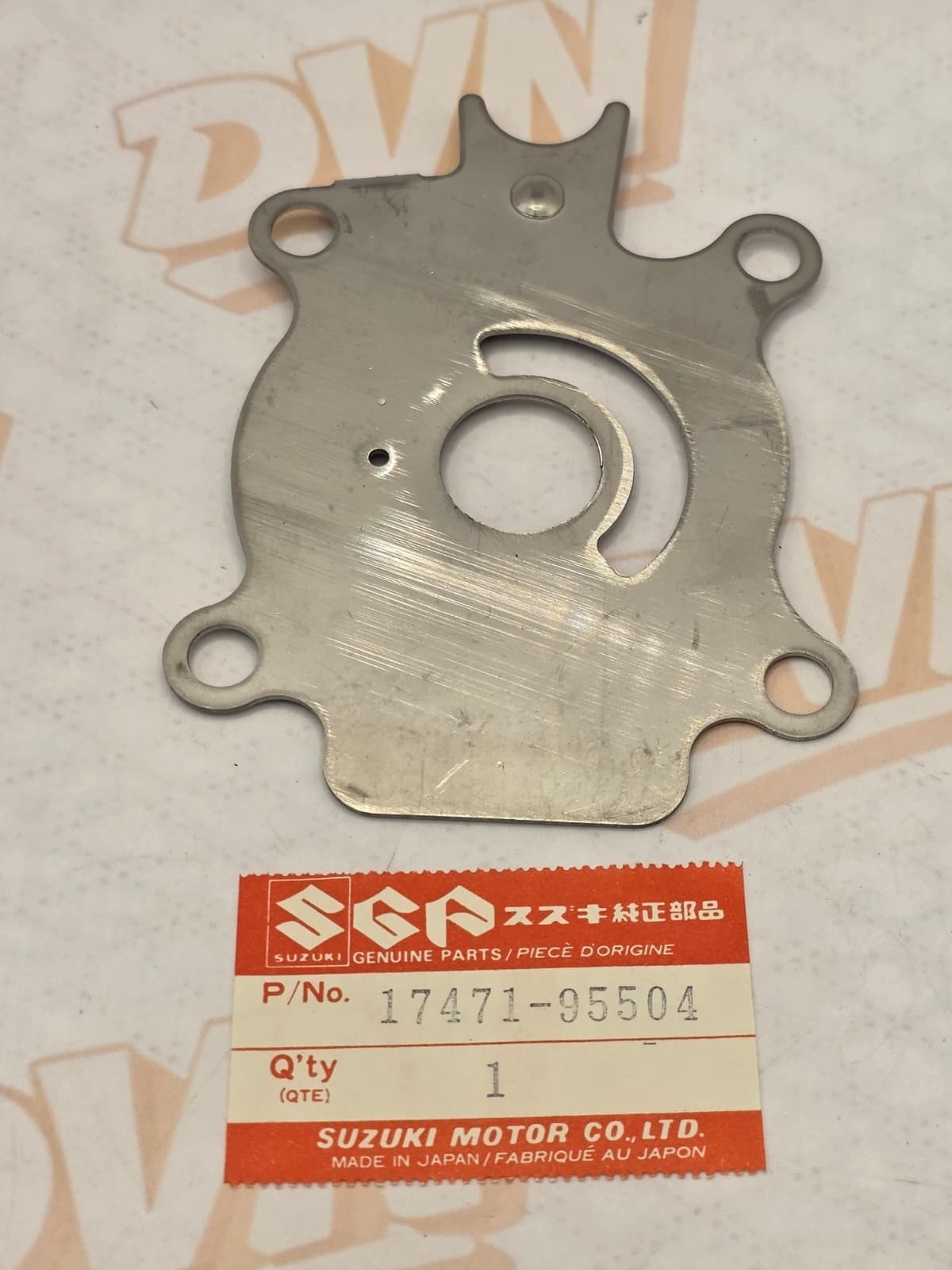 Suzuki 17471-95504 Water Pump Plate