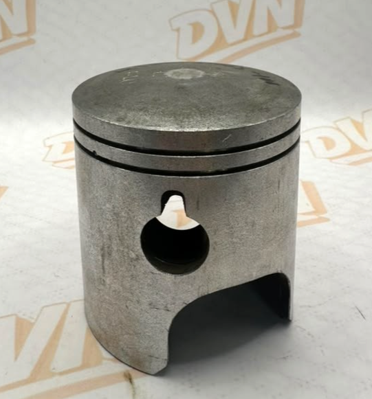 NOS OEM SUZUKI STD LEFT SIDE PISTON PART  12110-31002-100