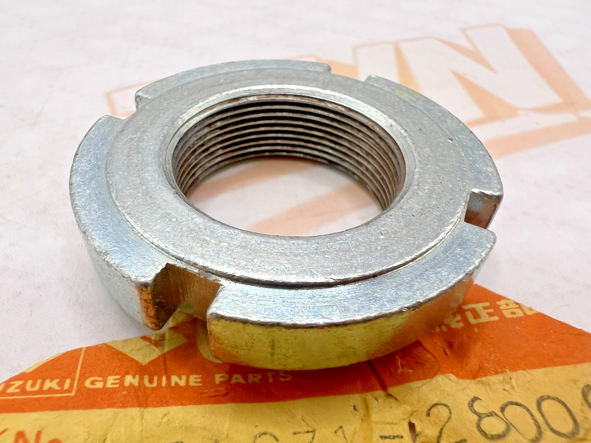 NOS OEM Suzuki Steering Stem Nut 1971-2000 TS125 GS500 GS750 51631-28000