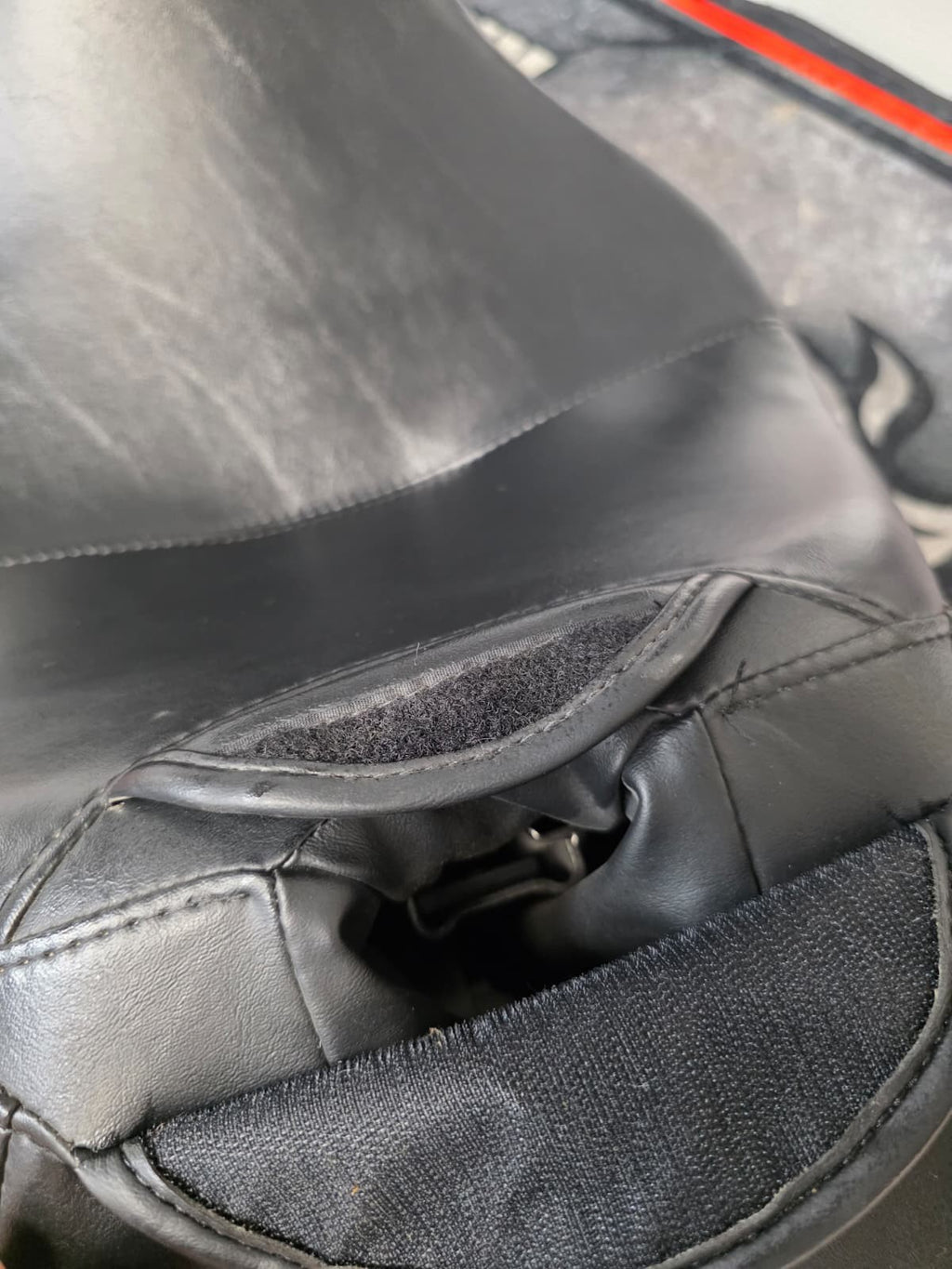 Harley Signature Series Seat 2007-2017 Softail Models 51985-08