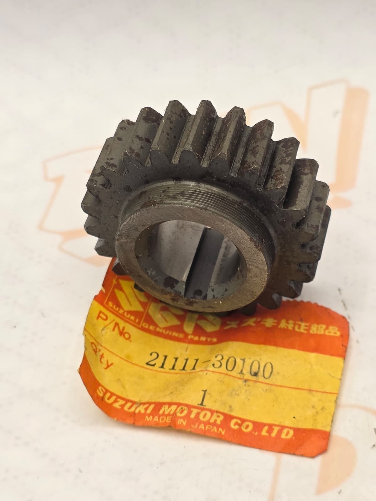 NOS GENUINE Suzuki Primary Drive Gear 1973-1975 TM250 TM 250 OEM 21111-30100