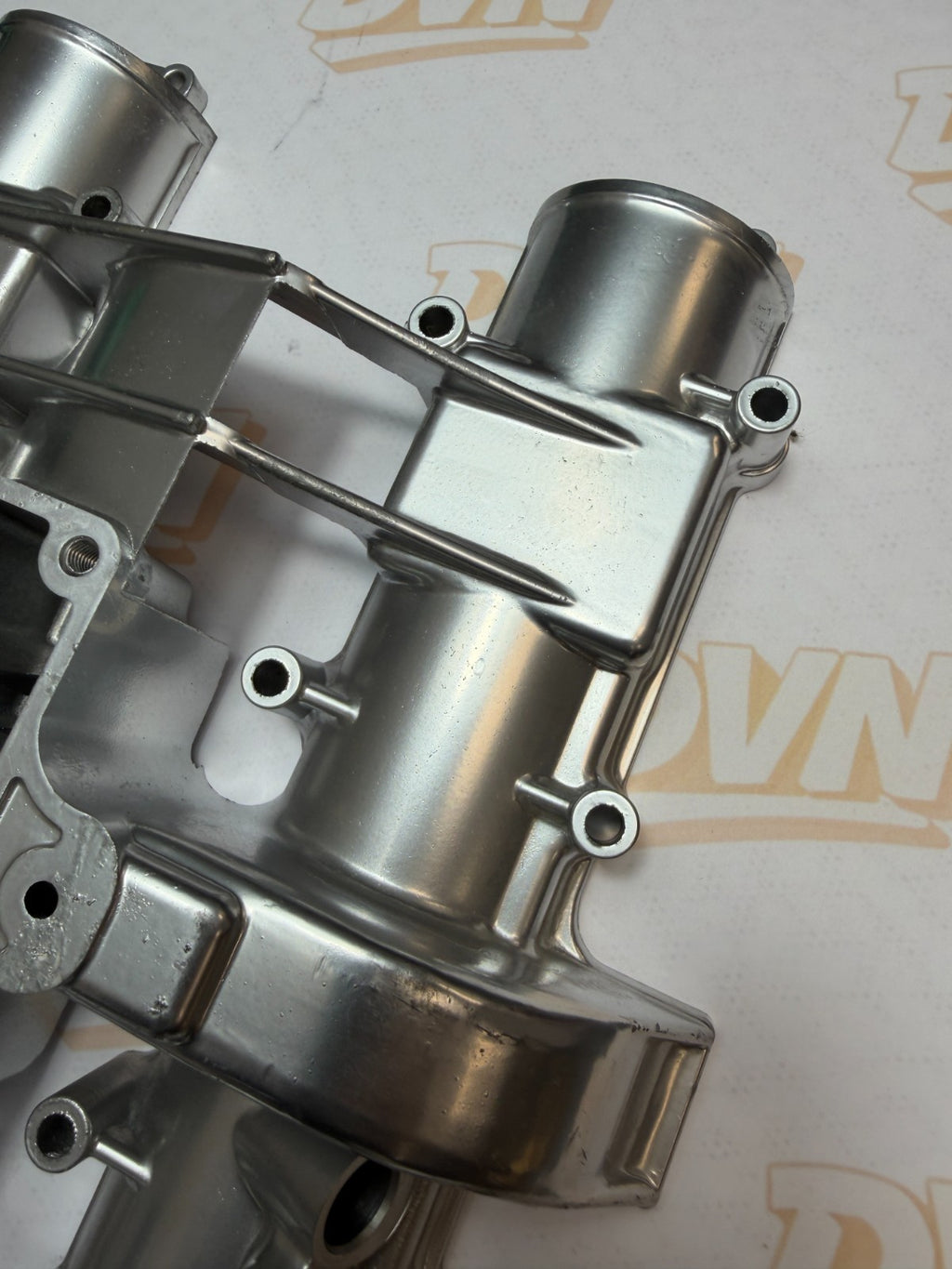 NOS Genuine Suzuki GS650 Cylinder Head Cover Valve Cover 11171-34200 OEM