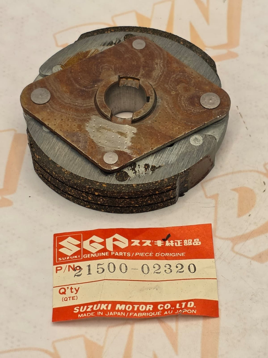 Suzuki CLUTCH ASSY 21500-02320 OEM NEW