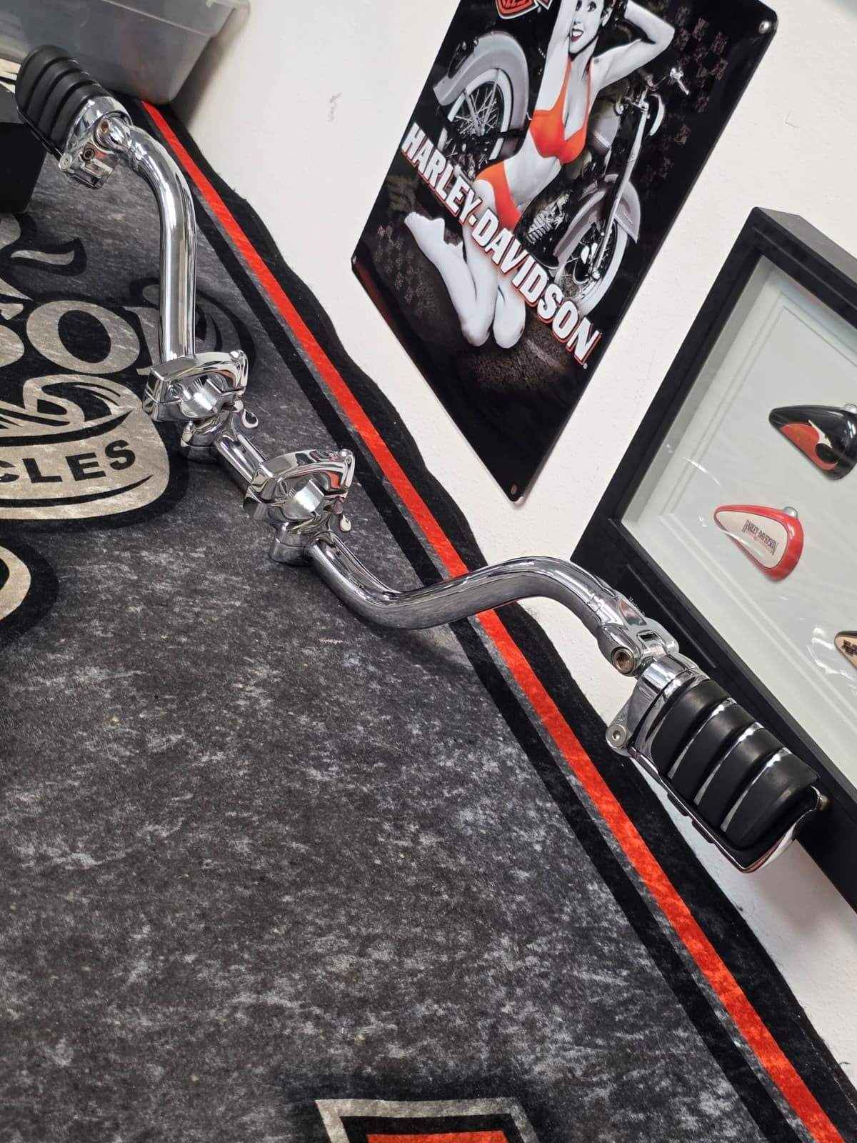 Chrome Foot Rest Bar Step+Peg Set Fit HARLEY DAVISON SOFTAIL 93-17