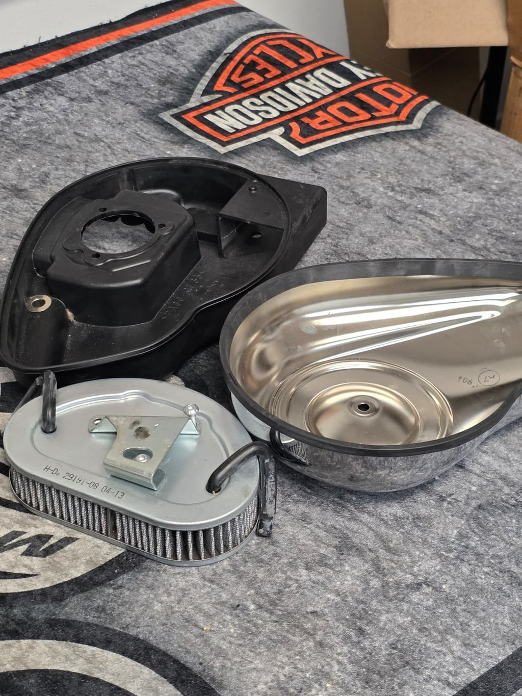 12-16 Harley Davidson Chrome 103 CI Dyna Switch Air Cleaner Cover TZ33 29182-08A