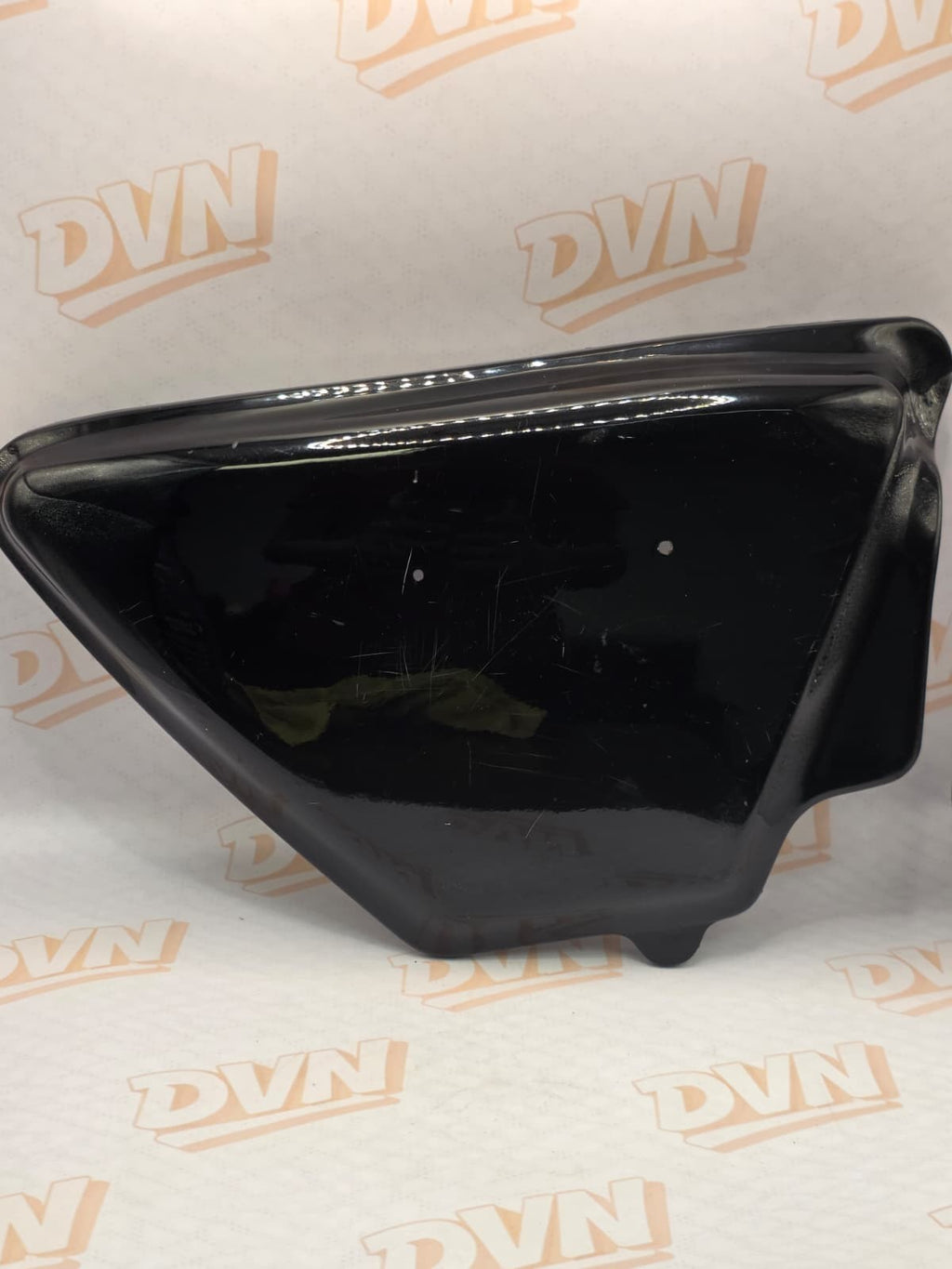 Suzuki GS 550 Side Cover Right