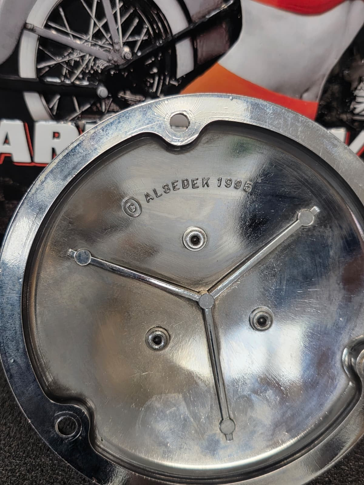 Harley Eagle   3 HOLE DERBY COVER   SOFTAIL 1970-98 EVO PRIMARY COVER