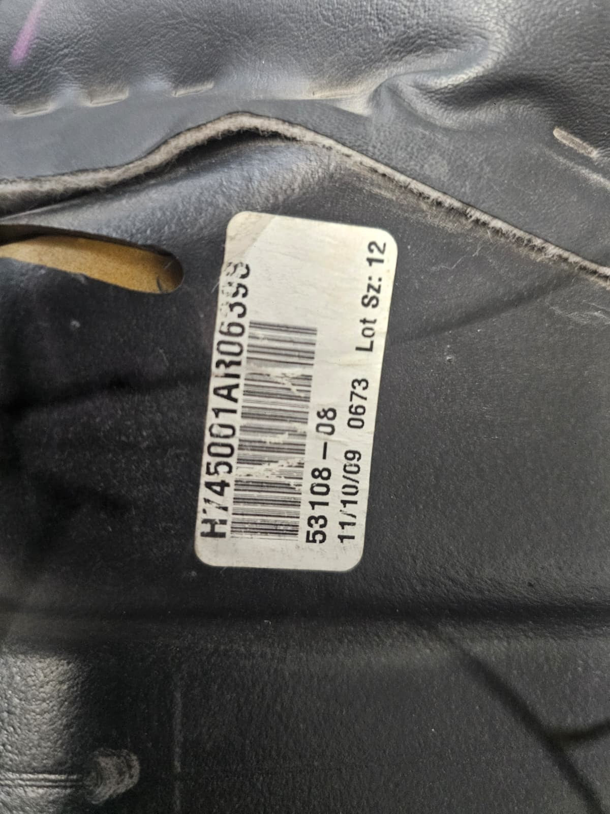 OEM Harley 2006-2017 Dyna Seat 2up Fat bob Superglide 53108-08