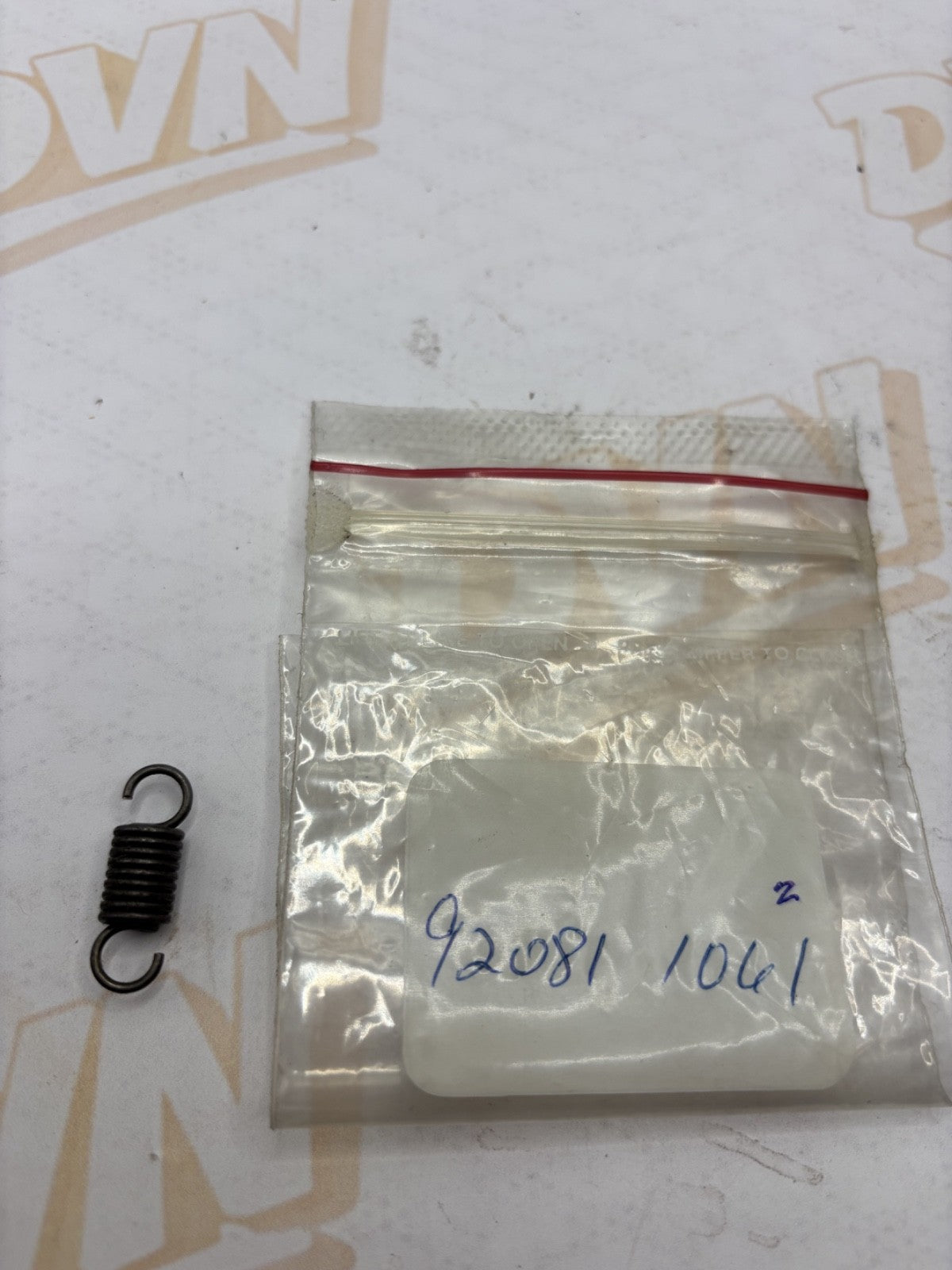 NOS Kawasaki Gear Change Lever Spring KX125 KDX175 92081-1061