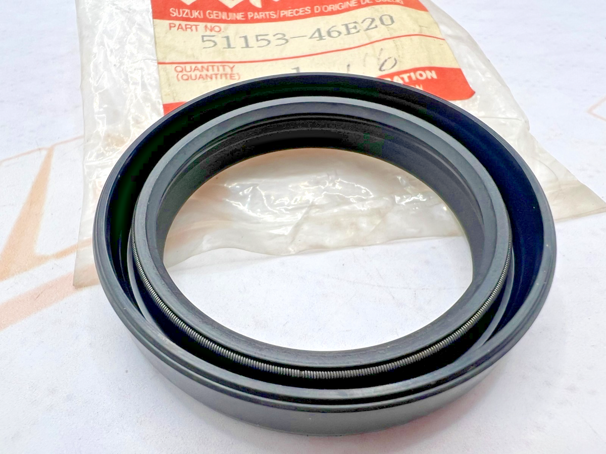 OEM Suzuki 51153-46E20 Oil Seal NOS