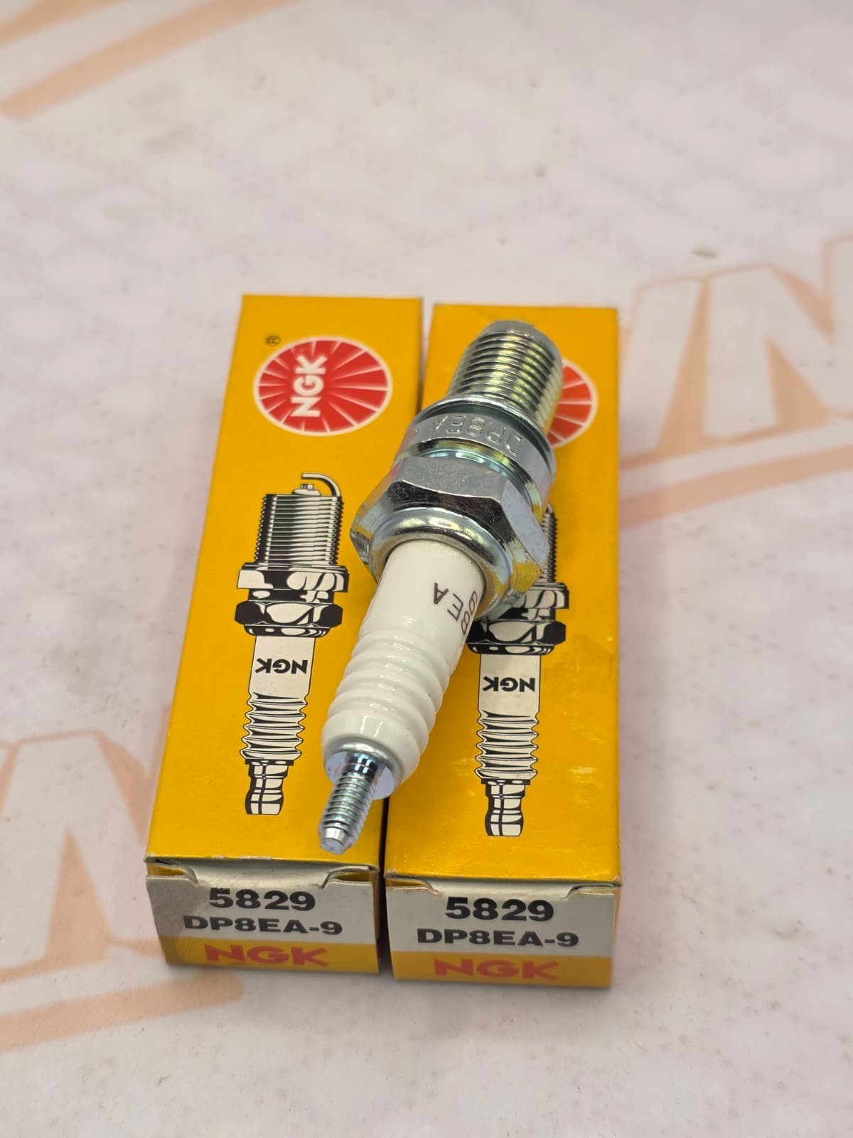 NEW NGK 5829 DP8EA-9 SPARK PLUG