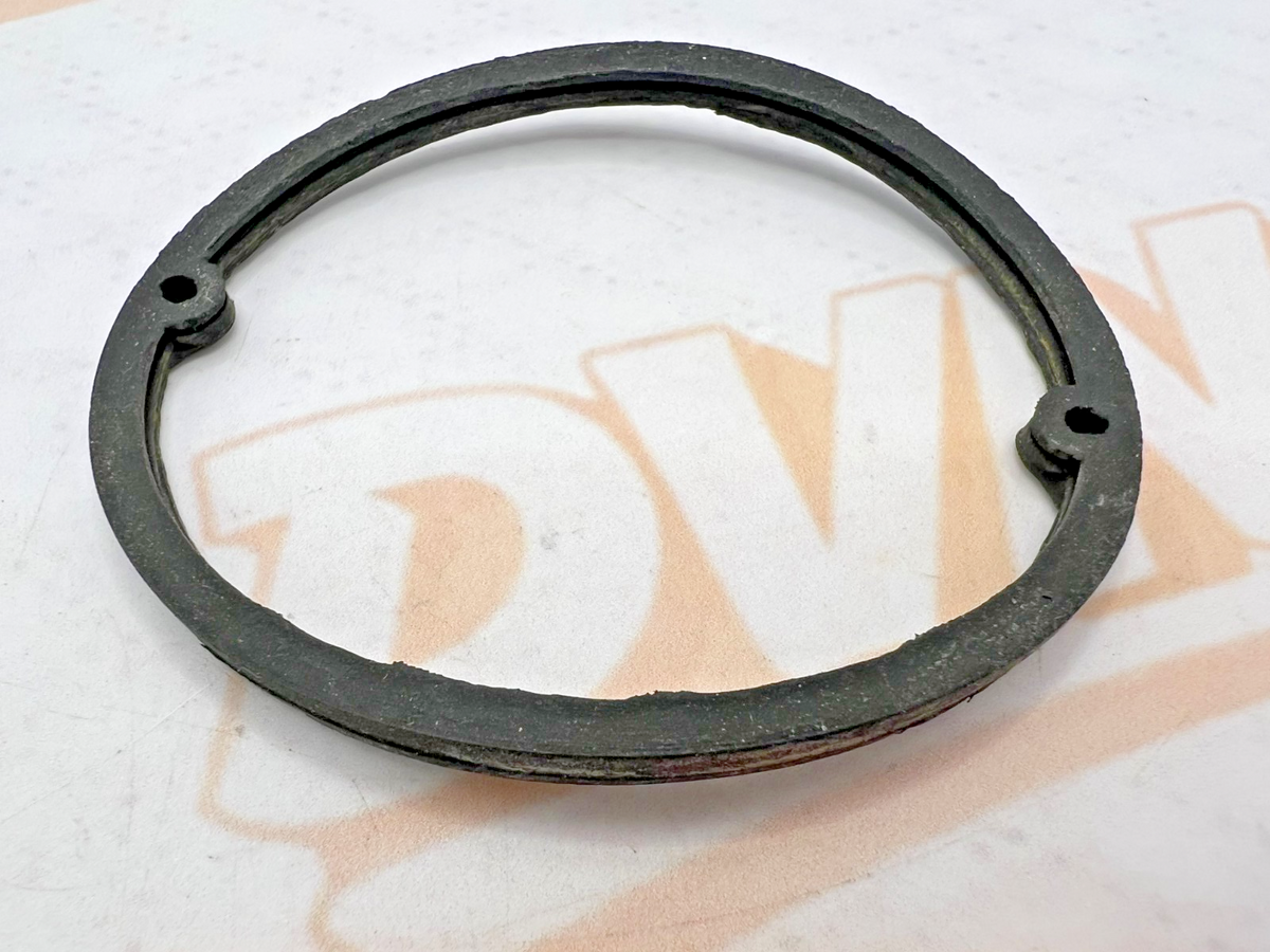 SUZUKI 69 - 81 T500 FZ50 NOS OEM TURN SIGNAL LENS GASKET 35613-03610