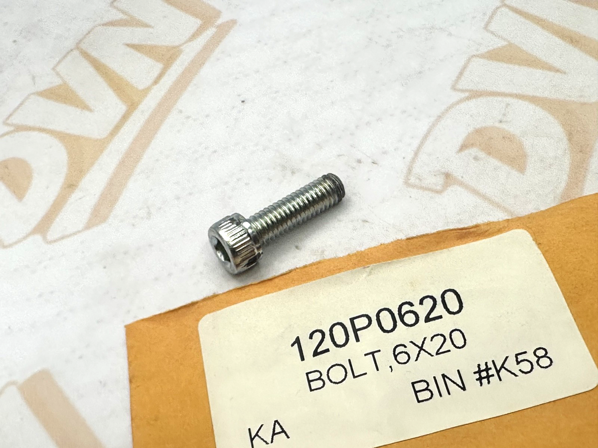 Kawasaki Bolt (6 x 20), 120P0620