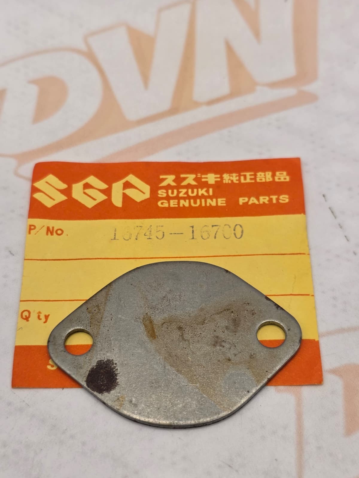 Suzuki Oil Pump block off plate 16745-16700 TM125 TM250 TM400 RM125