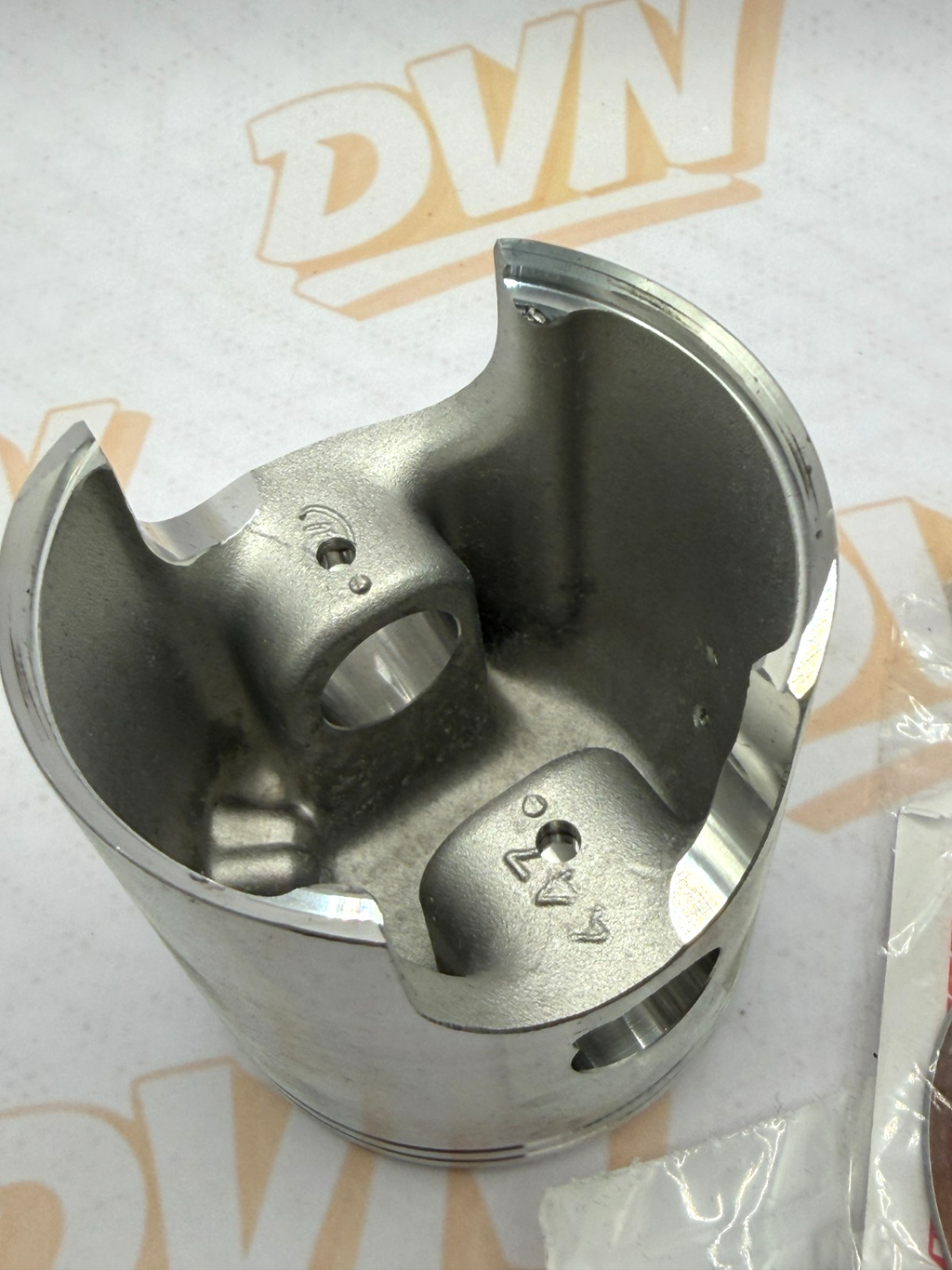 1978 -1979 Suzuki PE175 Wiseco piston and ring set  62.50mm