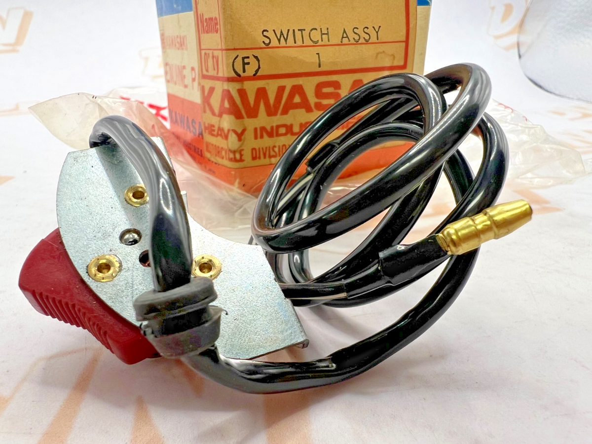 KAWASAKI 46027-010 NOS OEM ENGINE STOP SWITCH ASSY