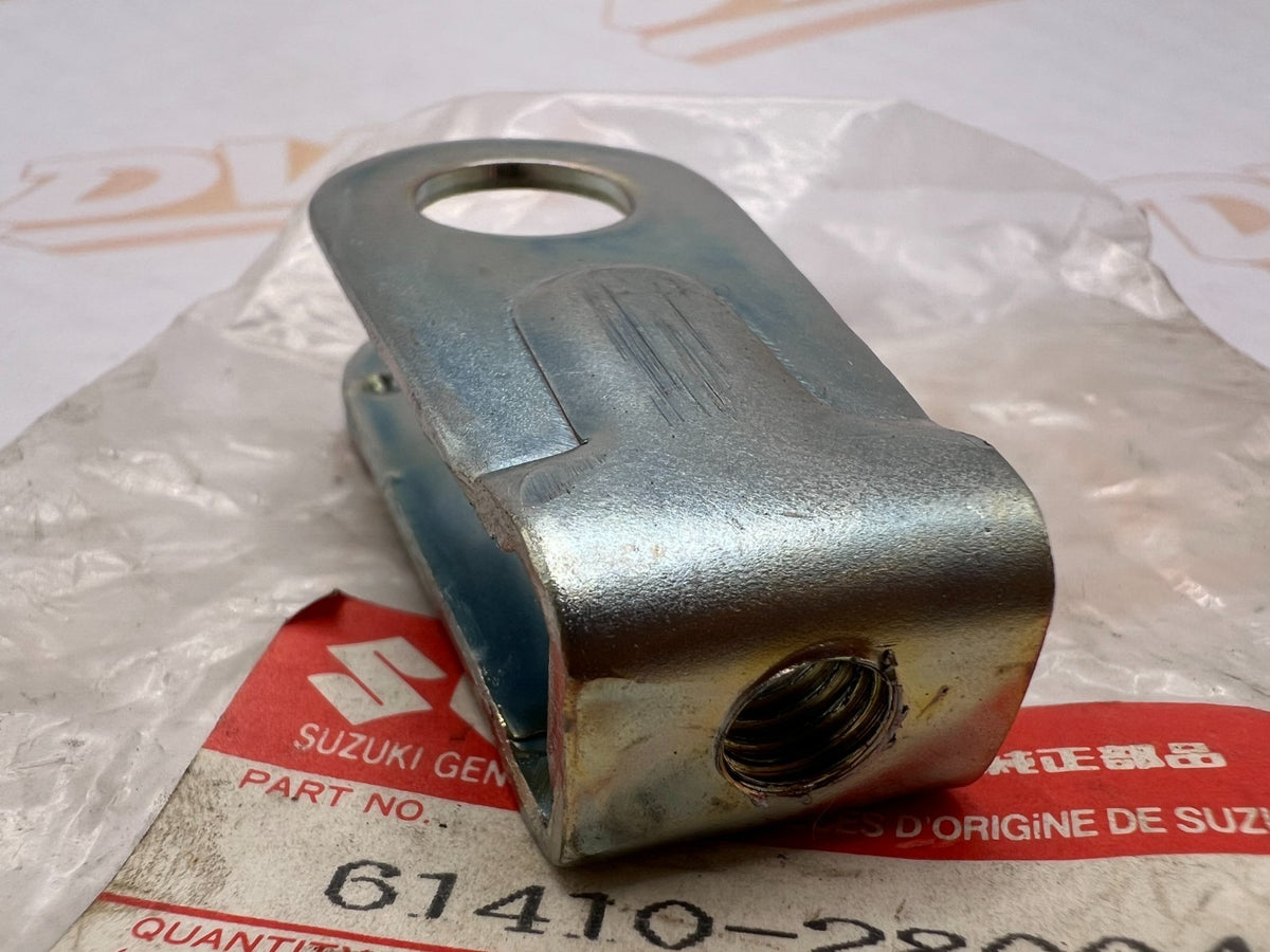 SUZUKI NOS OEM CHAIN ADJUSTER  NOS 61410-28004