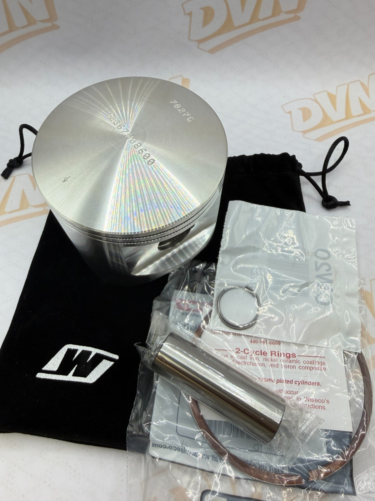 Suzuki PE400 1980 Wiseco piston and ring set  86.00 mm