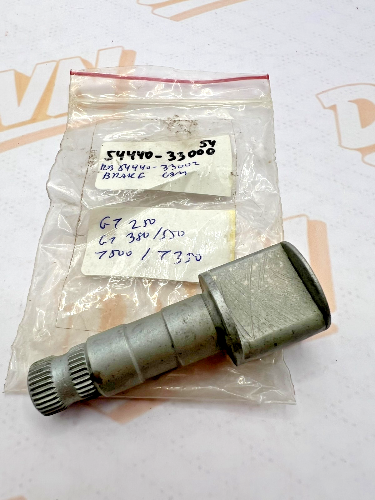 NOS OEM GENUINE SUZUKI T 500 FRONT BRAKE CAM 54440-33000