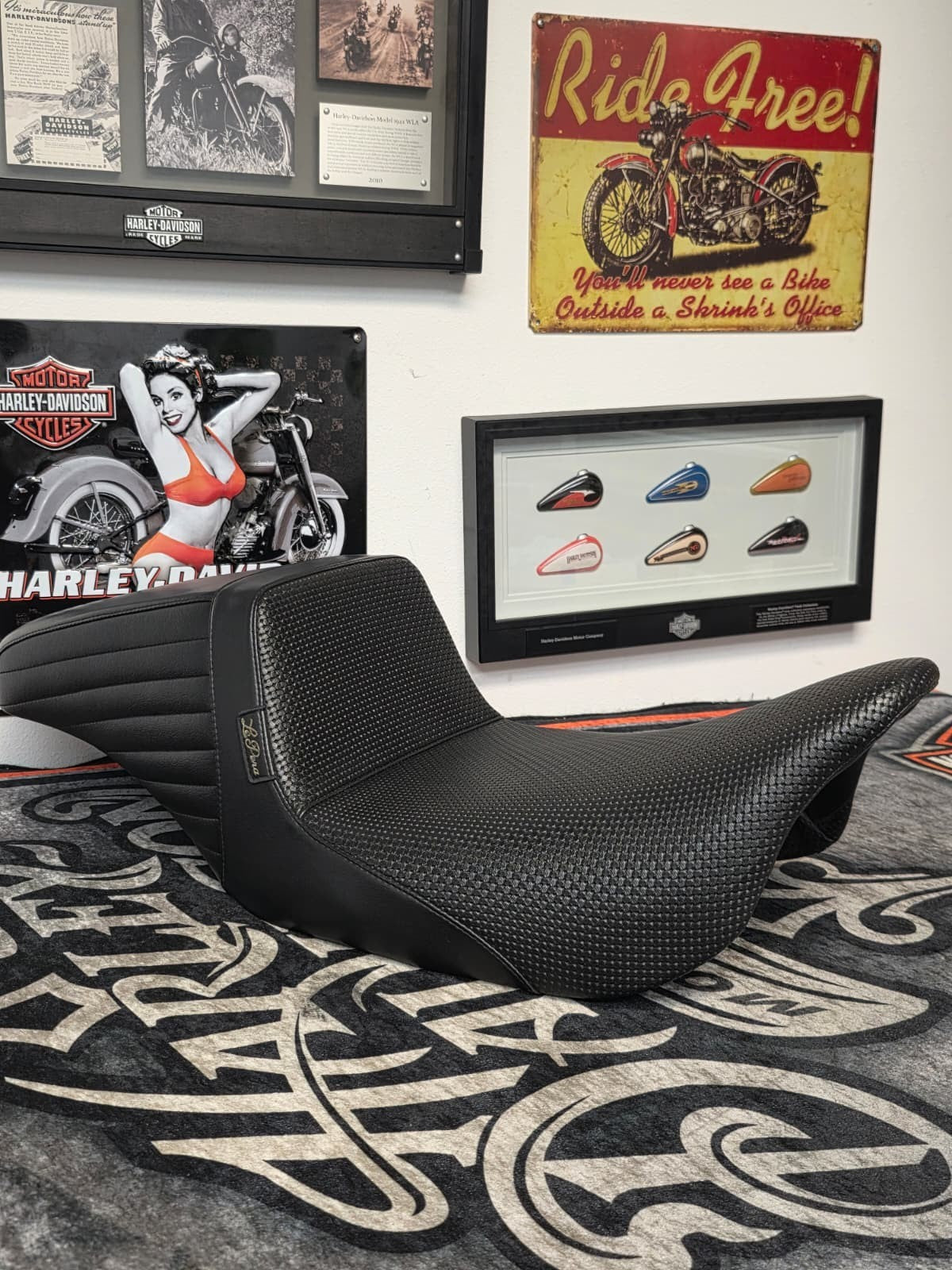 Le Pera LH-597BW Kickflip Seat Basket Weave Harley 97-07 Touring FLHT/FLTR